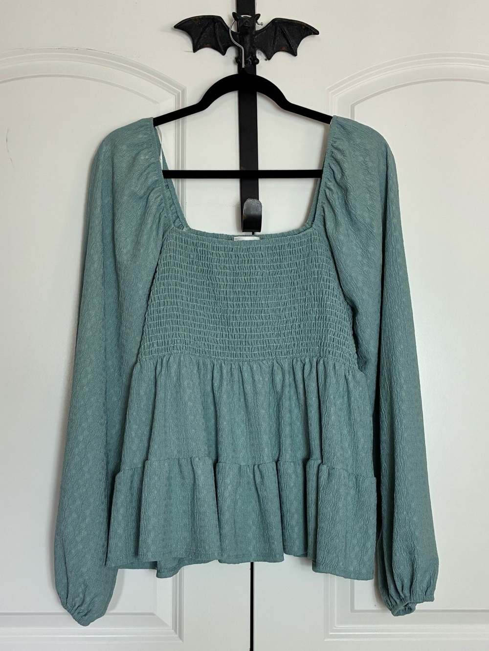 Arula Smocked Square-Neck Peplum Peasant Blouse in Sage Green size 1X NWT